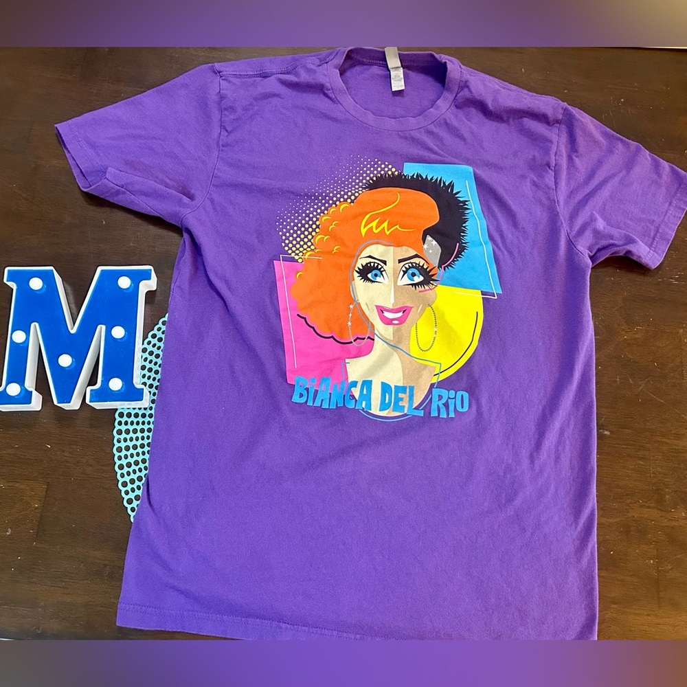 Purple Bianca del Rio Drag Queen T-Shirt with Colorful Design, size L